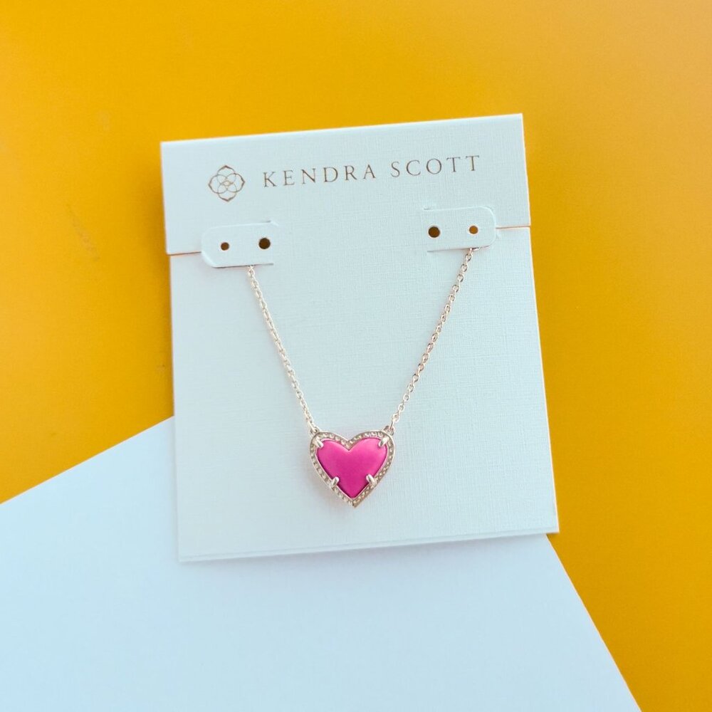 Ari Heart Gold Magenta Necklace by Kendra Scott